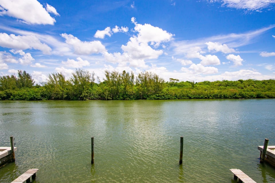 Directly on the Intracoastal