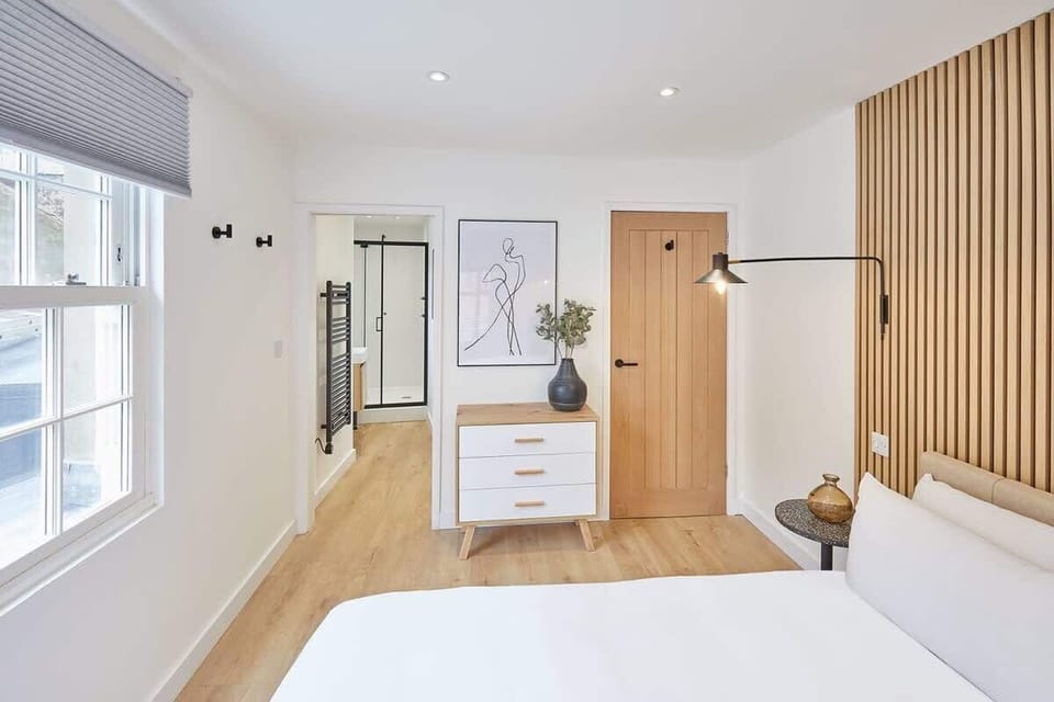 Simply Scandi @ Golden Lion Apartments, Whitby - Stay North Yorkshire
