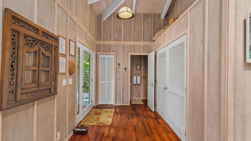Noho Kai at Anini Beach - Entry Hall - Parrish Kauai