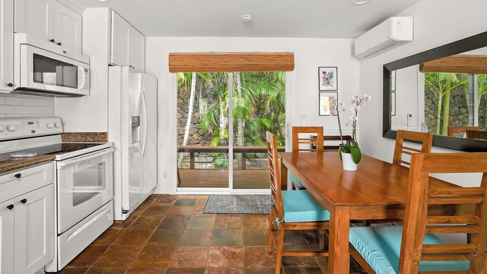 Sugar Mill Cottages #2 - Kitchen, Dining & Lanai - Parrish Kauai
