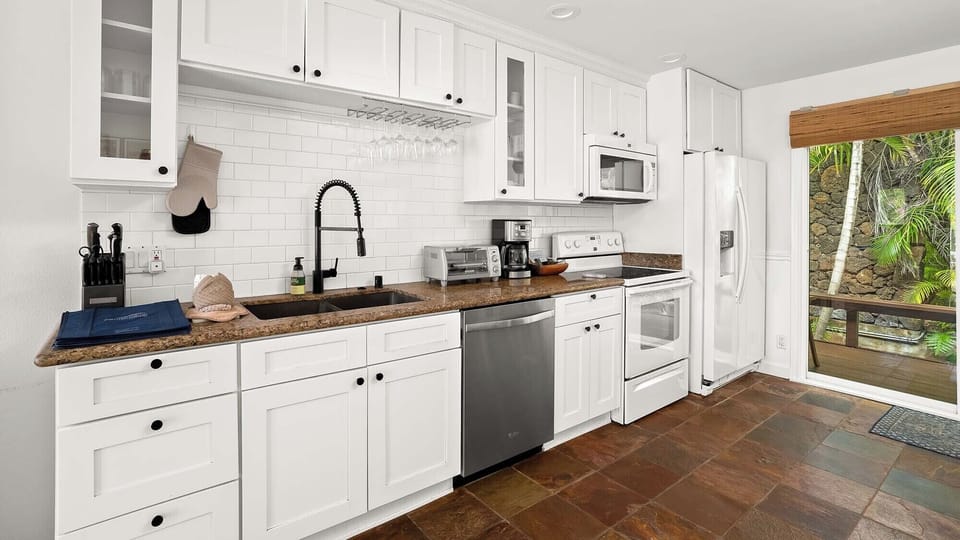 Sugar Mill Cottages #2 - Kitchen & Lanai - Parrish Kauai