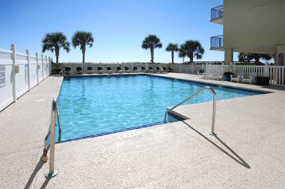 Doesn't make you want to just jump in.