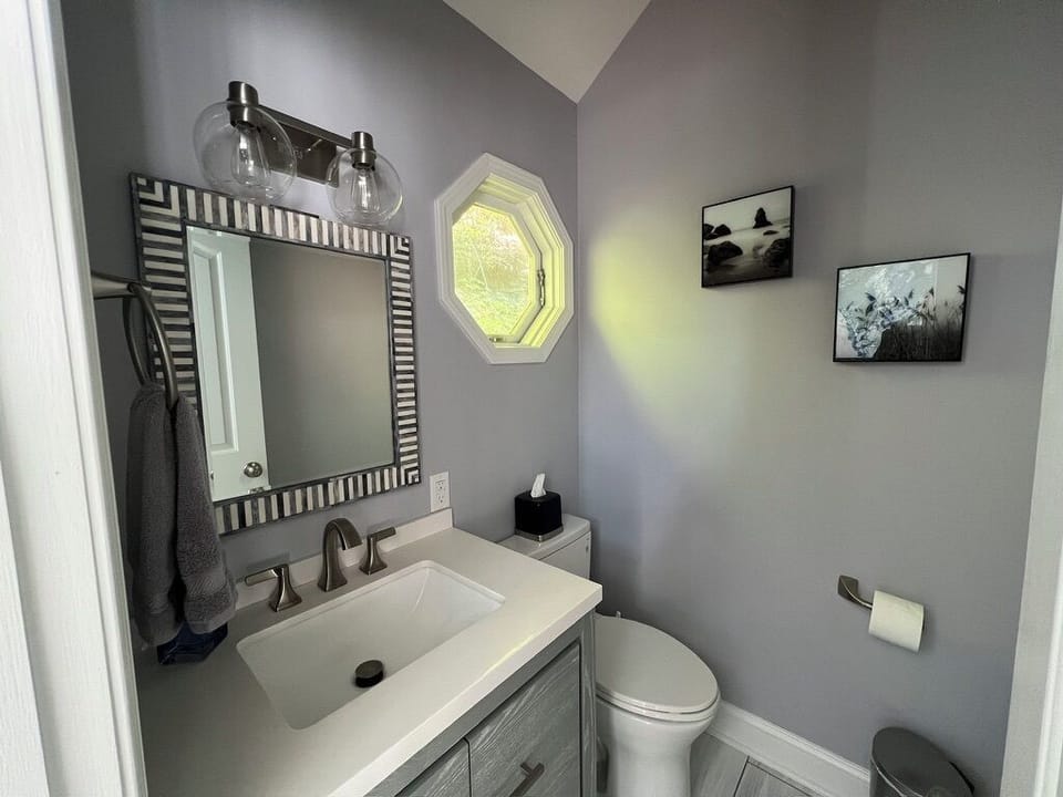 Ground floor powder room