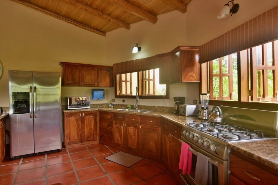 Explore el Castillo, Vacation Rentals Costa Rica, Best Panoramic Views 