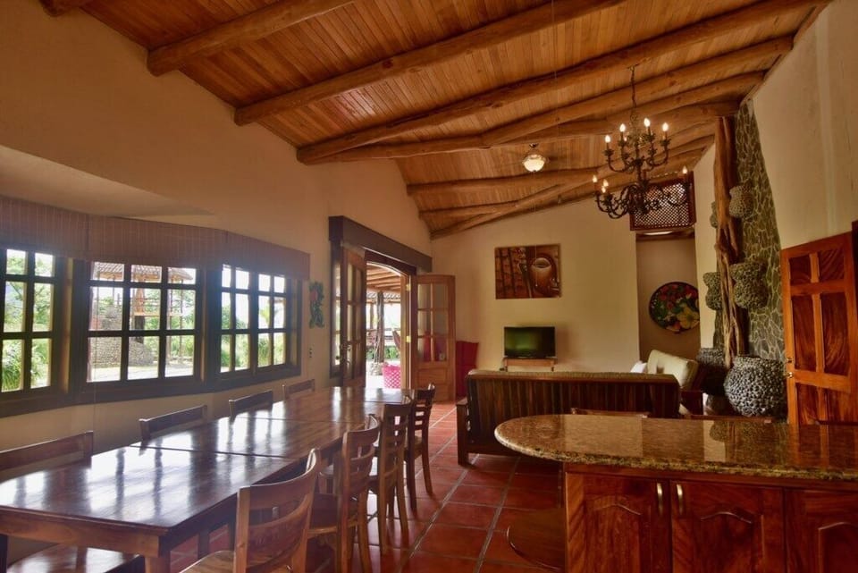 Explore el Castillo, Vacation Rentals Costa Rica, Best Panoramic Views 