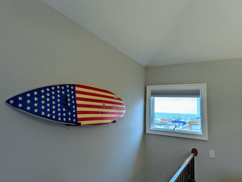 Peek at the ocean through the 4th floor window
