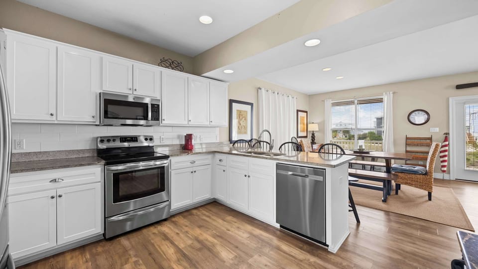 Fully equipped kitchen