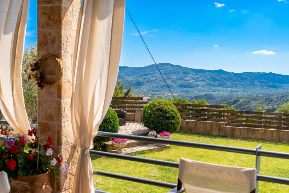 Family House, 1 Bedroom, Balcony, Mountainside (The House Olympia) | Terrace/patio