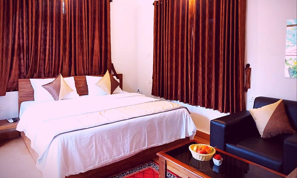 Egyptian cotton sheets, premium bedding, memory foam beds, minibar