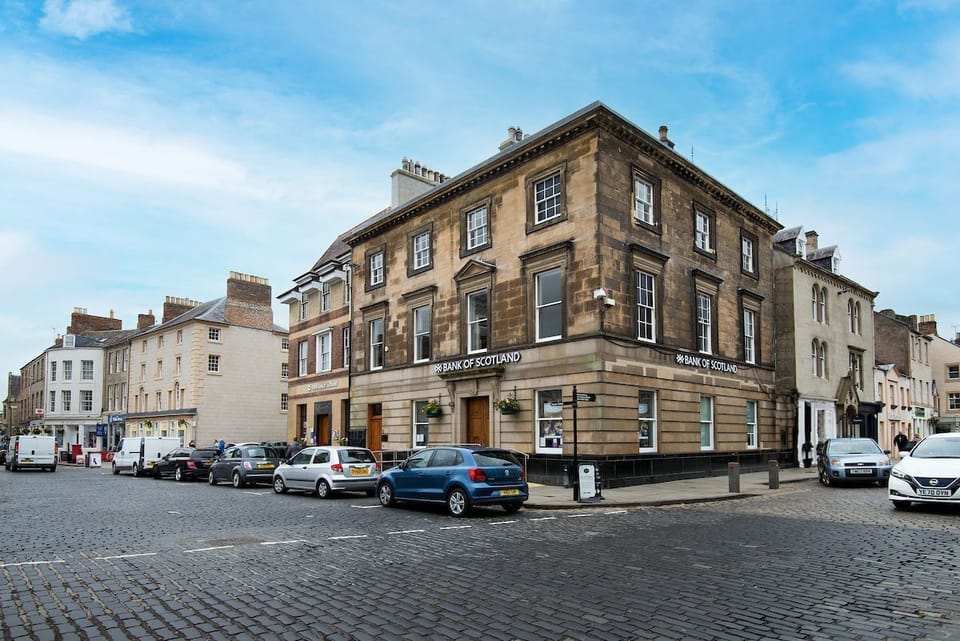 The Linen House & Scott Apartment - front aspect of the Grade II listed town house, on the corner of Kelso's Town Square