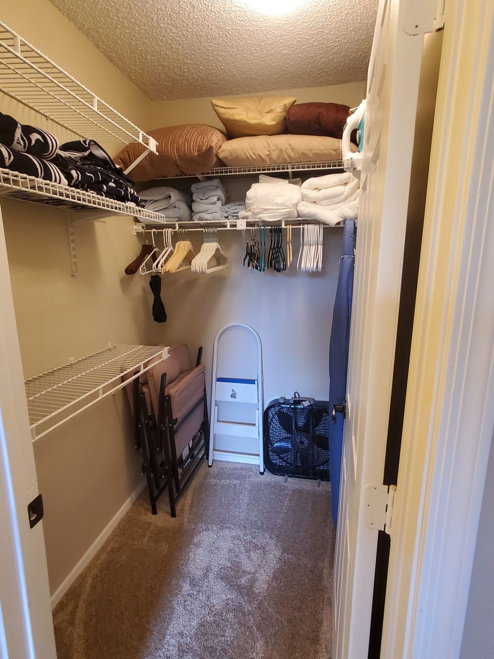 2nd bedroom closet