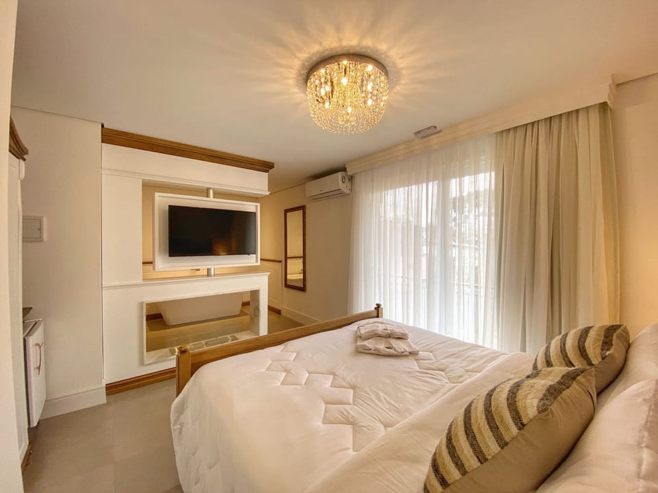 Premium bedding, minibar, in-room safe, individually decorated