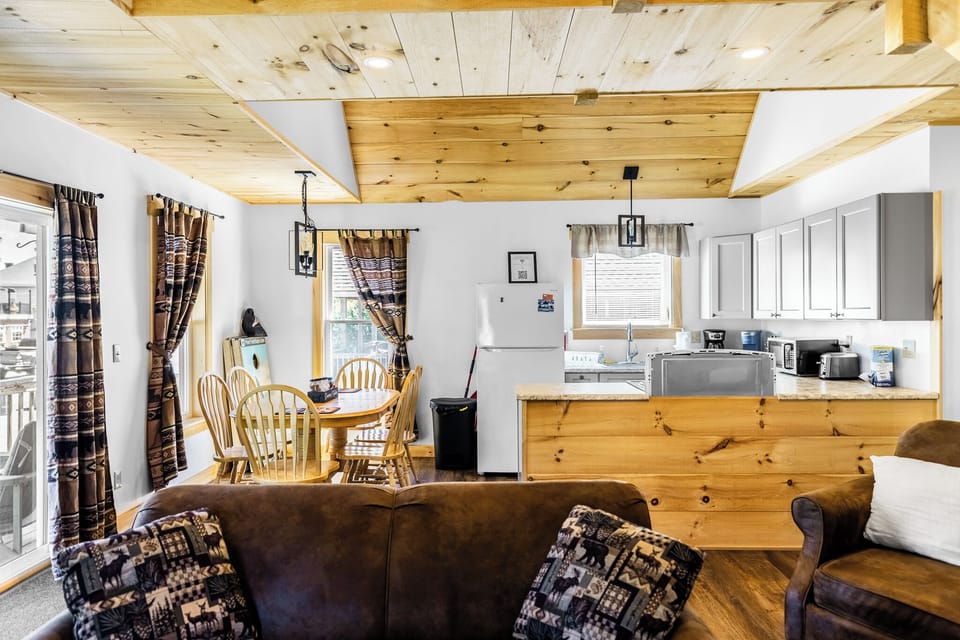Fully equipped kitchen open to living room
