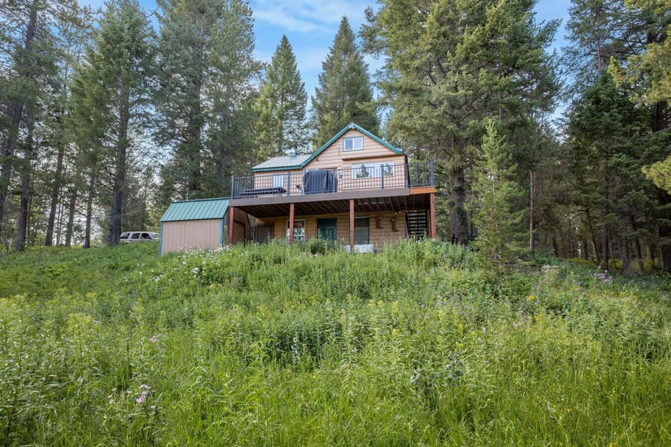 Exterior of Cabin