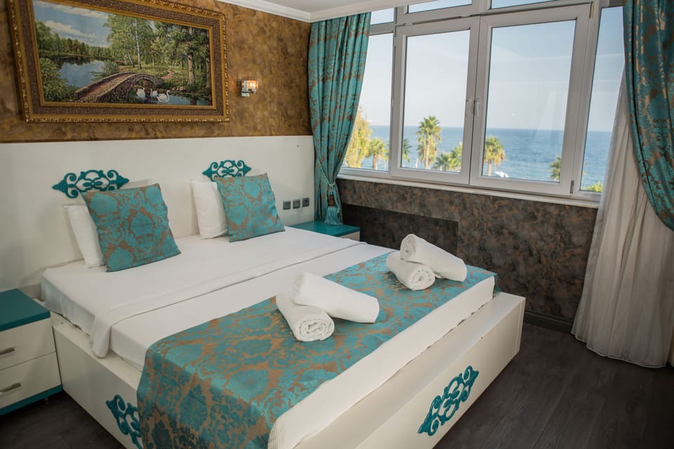 Studio Suite | Free WiFi, bed sheets