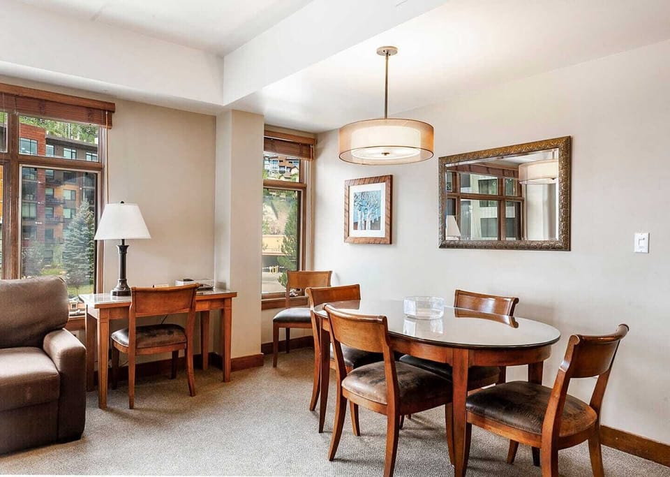 Dining / Living