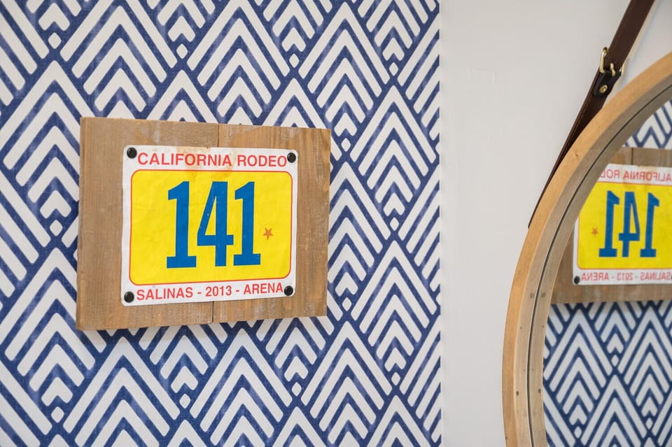 Swanky Downtown Cowboy (130)