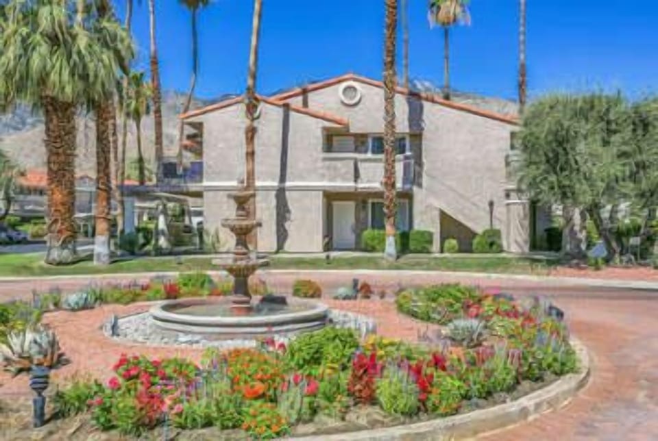 Welcoming Fountain & Garden
