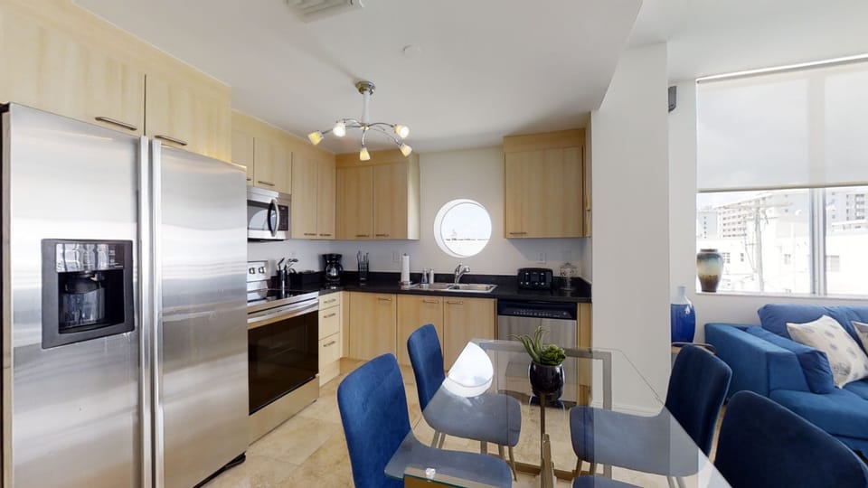 Open kitchen