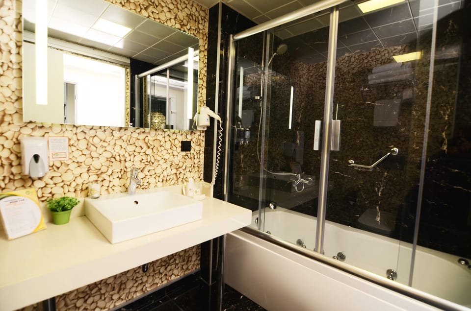 Tempo Suites Airport İstanbul Hotel in Istanbul