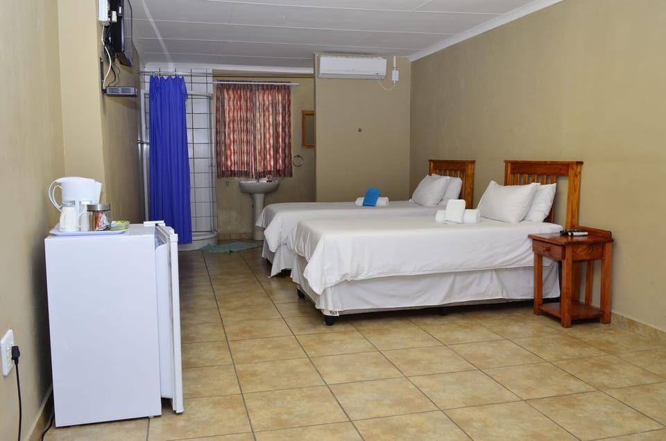Minibar, free rollaway beds, free WiFi, bed sheets