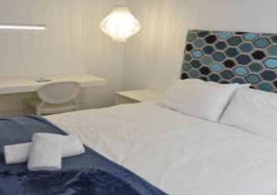 Minibar, free rollaway beds, free WiFi, bed sheets