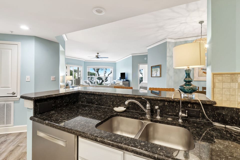 5305 Hampton Place | Kitchen - 5305 Hampton Place | Kitchen