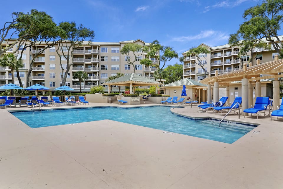5305 Hampton Place | Community Pool - 5305 Hampton Place | Community Pool