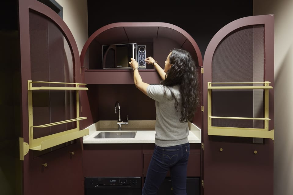 Standard Room, Kitchenette | Private kitchen | Mini-fridge, coffee/tea maker, eco-friendly cleaning products