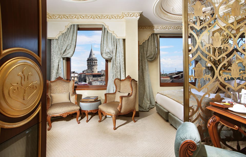 Deluxe Room with Galata Tower View | Premium bedding, free minibar, in-room safe, individually decorated