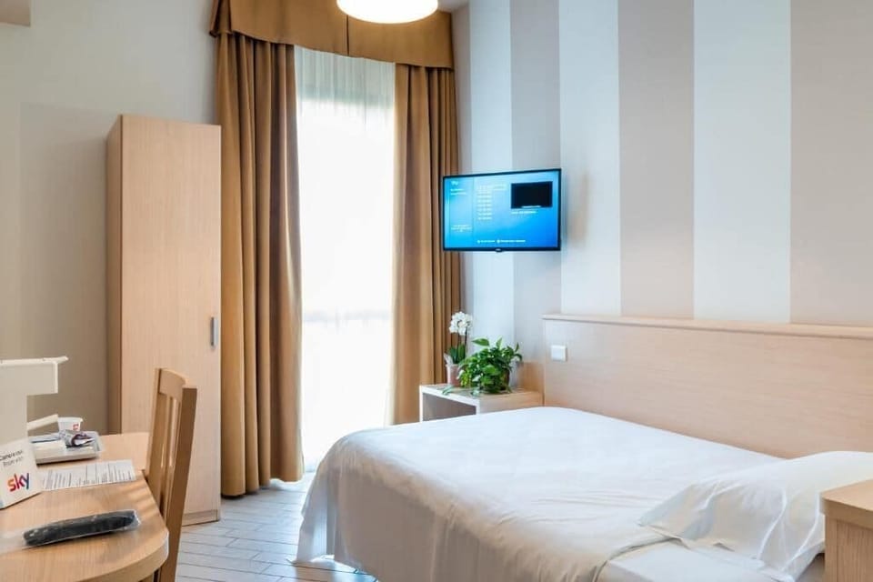 Economy Room (Small) | Free minibar items, in-room safe, desk, soundproofing