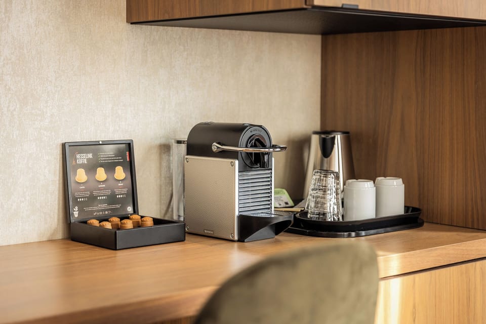 Junior Suite | Coffee and/or coffee maker