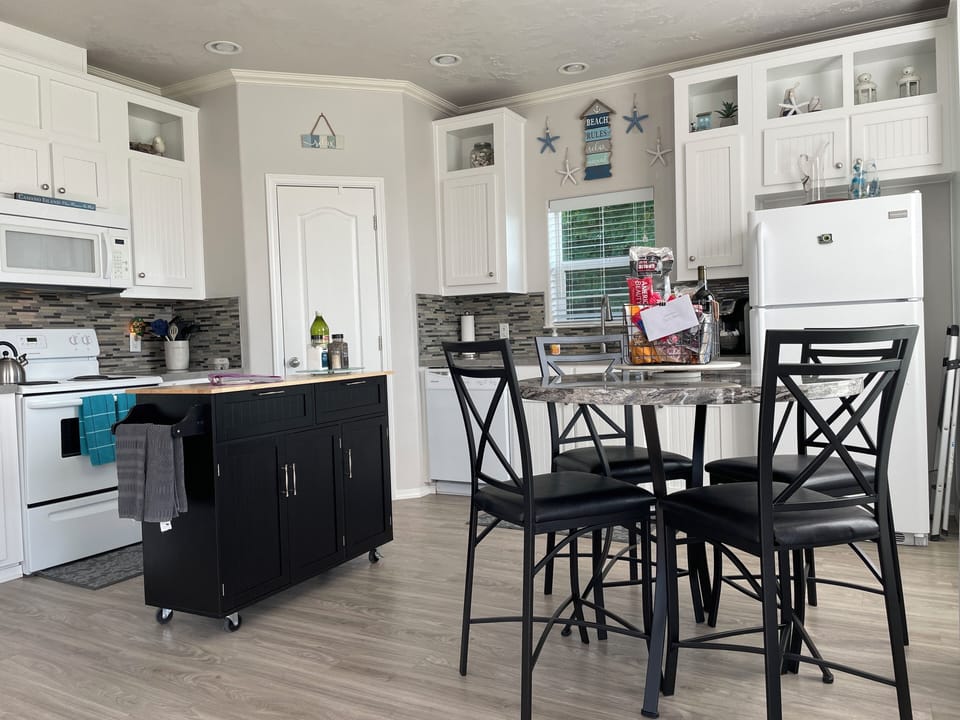 Fully appointed kitchen