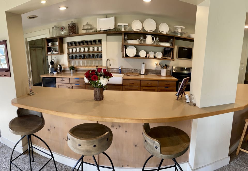 main bar