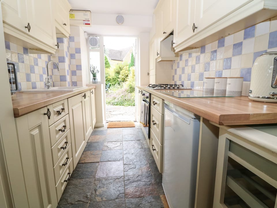 Cottage | Interior
