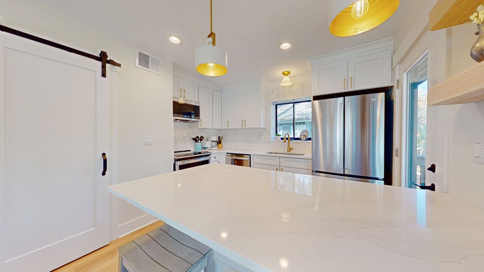 Newly Renovated Kitchen