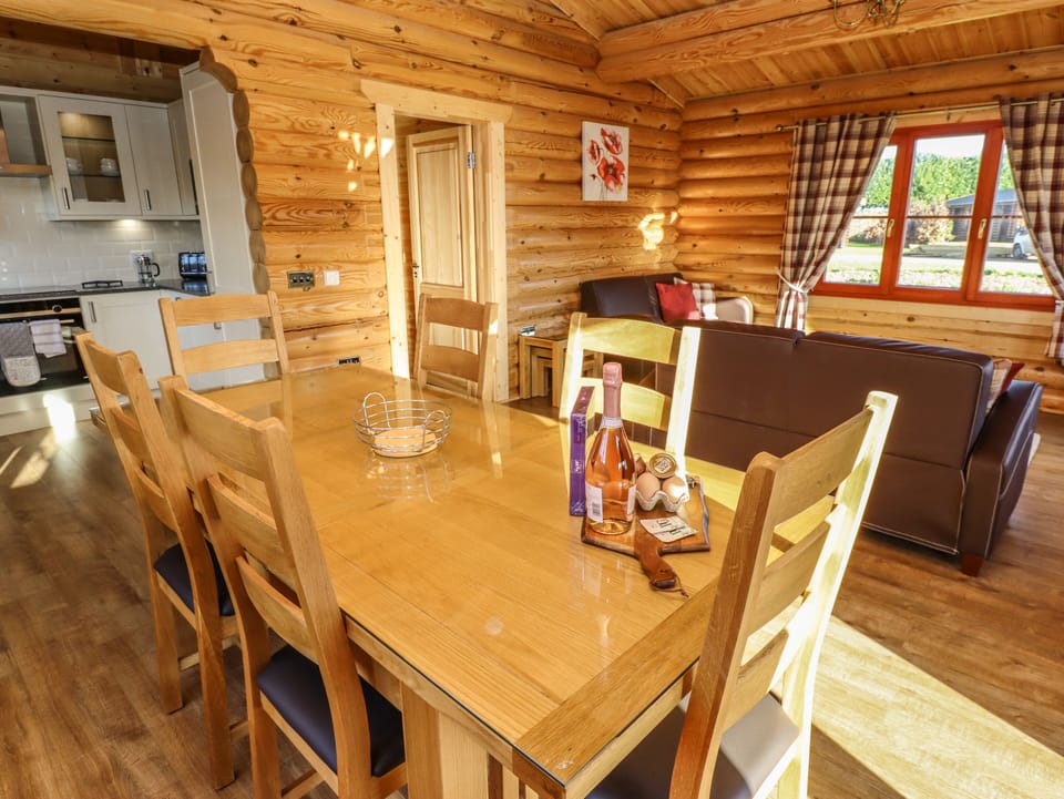 Cottage | Interior