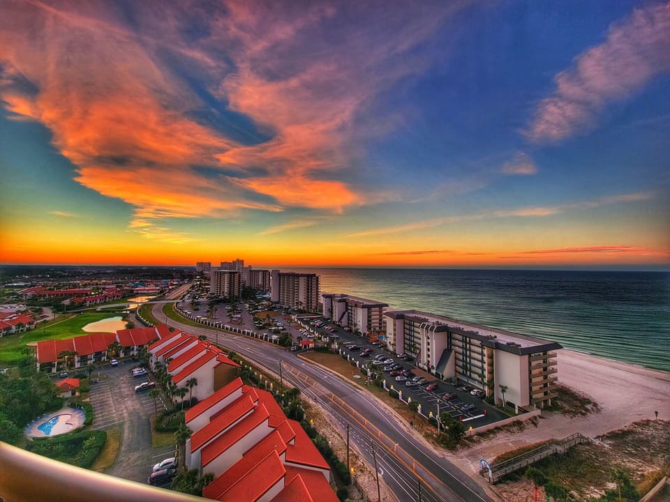 Spectacular Sunrise view from your private balcony