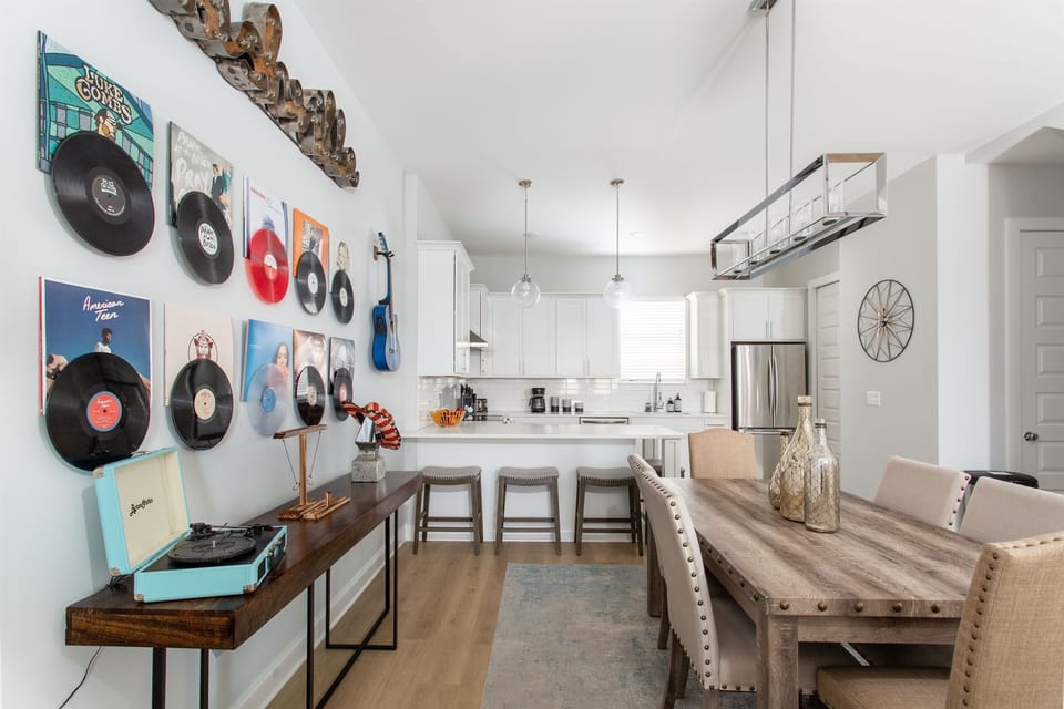 Second floor entertainment space, dining seating for 10!
