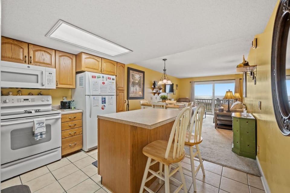 A fully stocked kitchen makes meal preparation a breeze.