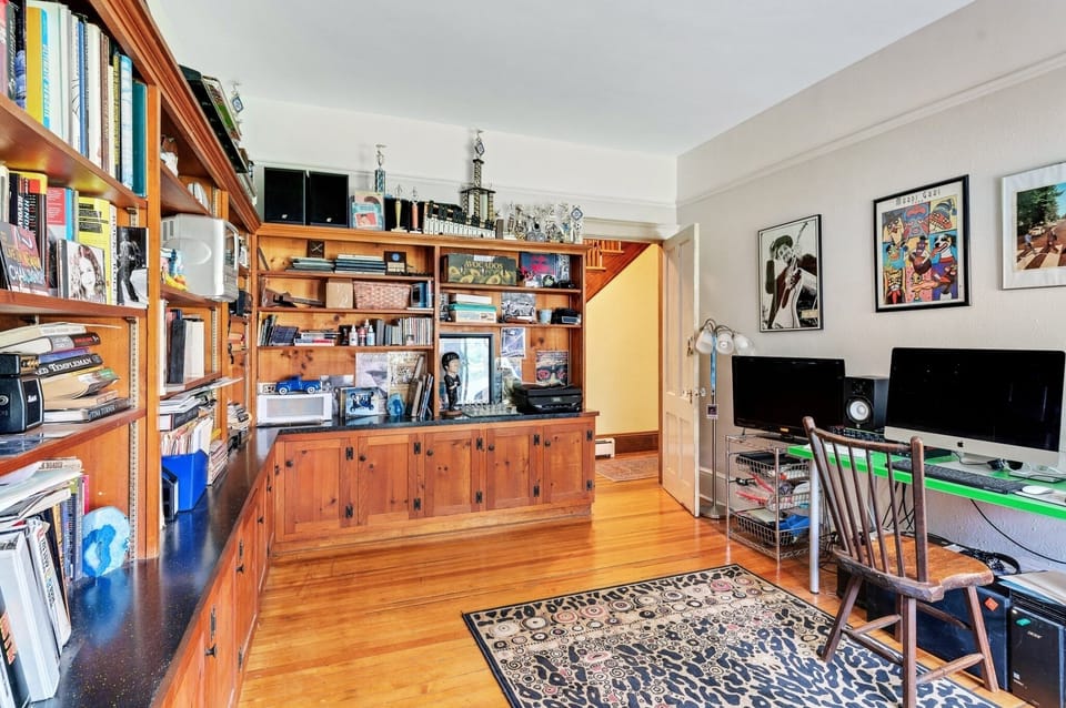 Flooring, Hardwood, Shelf, Indoors, Room