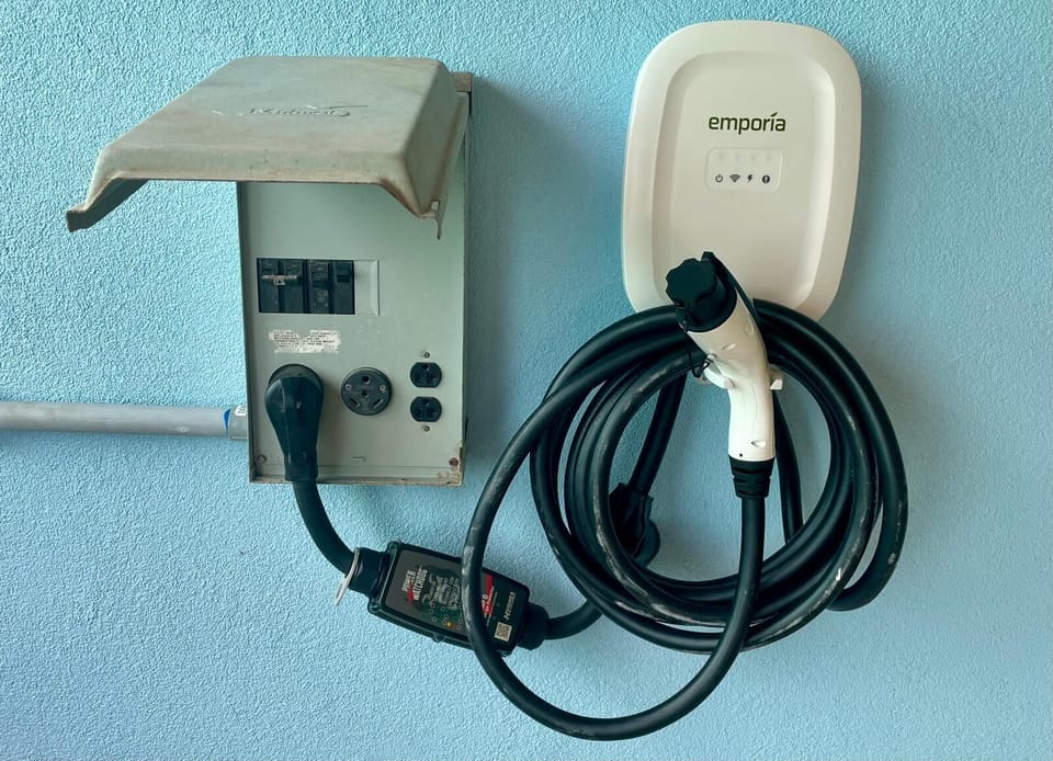 50/30 amp RV outlets as well as a 40amp Level 2 EV charger are included with your stay at Zula Siesta South Padre Island. Free to use.