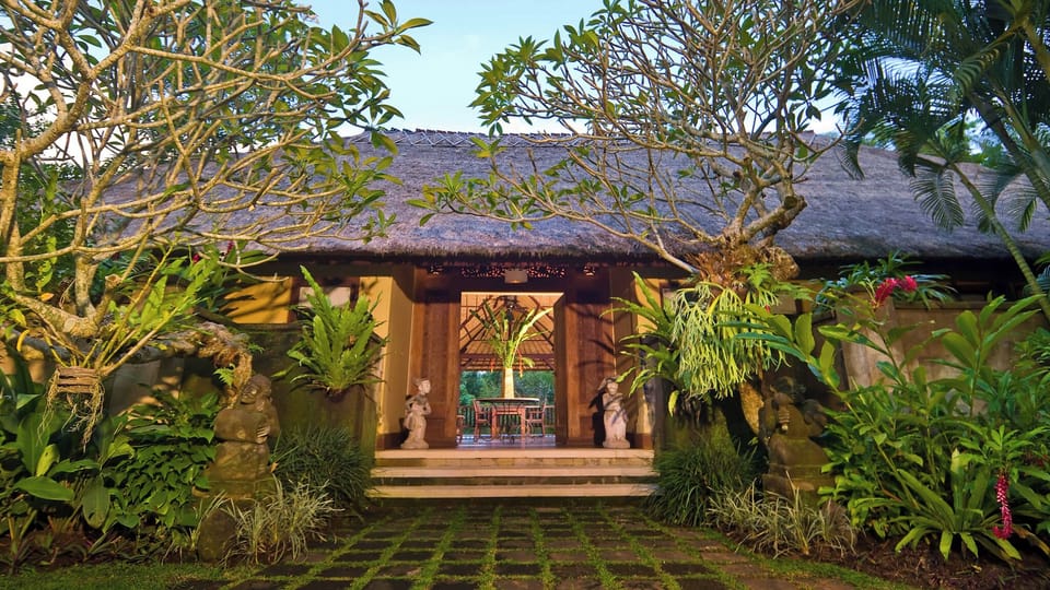 Villa | 4 bedrooms, in-room safe, desk, iron/ironing board