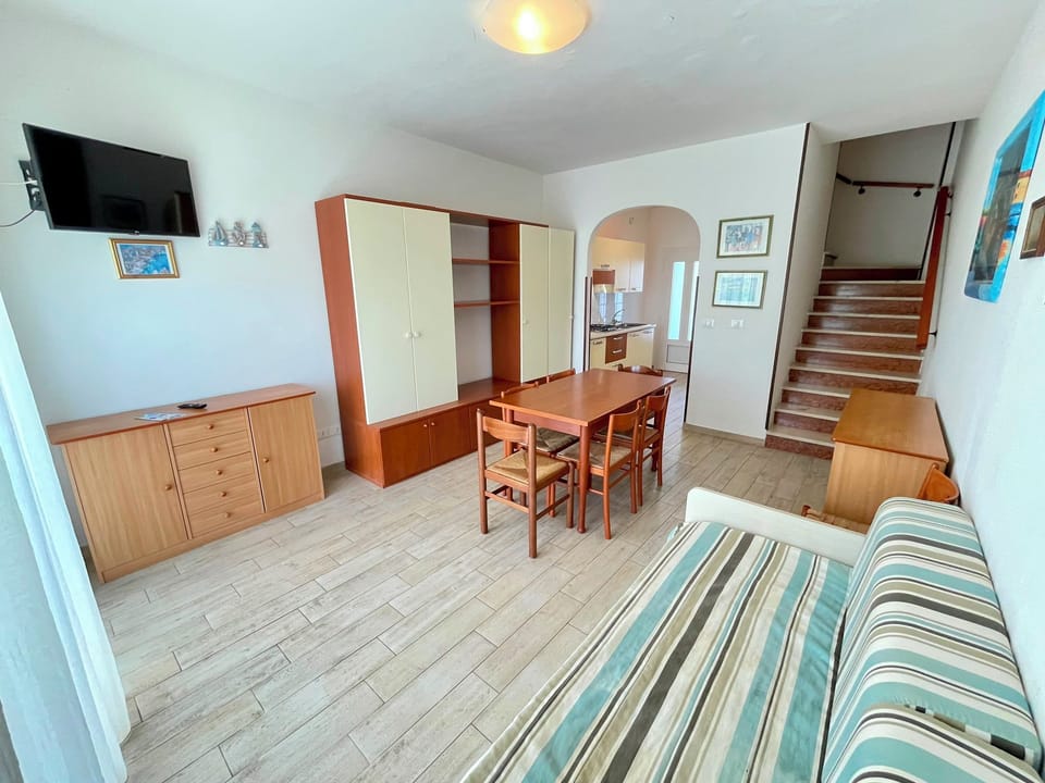 Villa, 2 Bedrooms, Balcony, Garden View | Living room