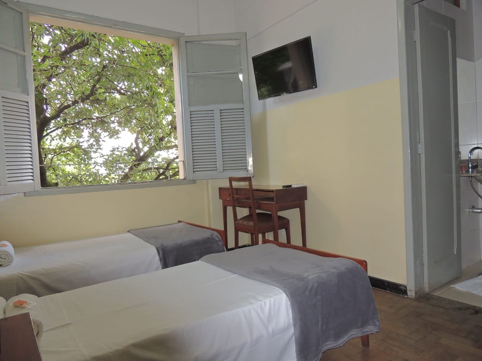 Twin Room | Minibar, in-room safe, desk, free WiFi