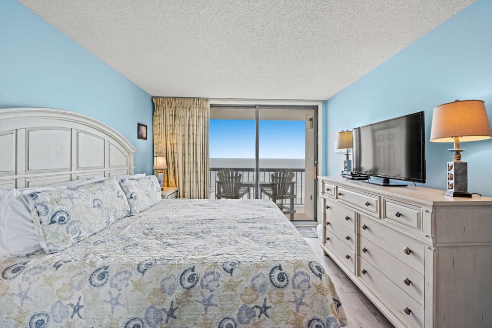 Awaken each morning to gorgeous ocean views.