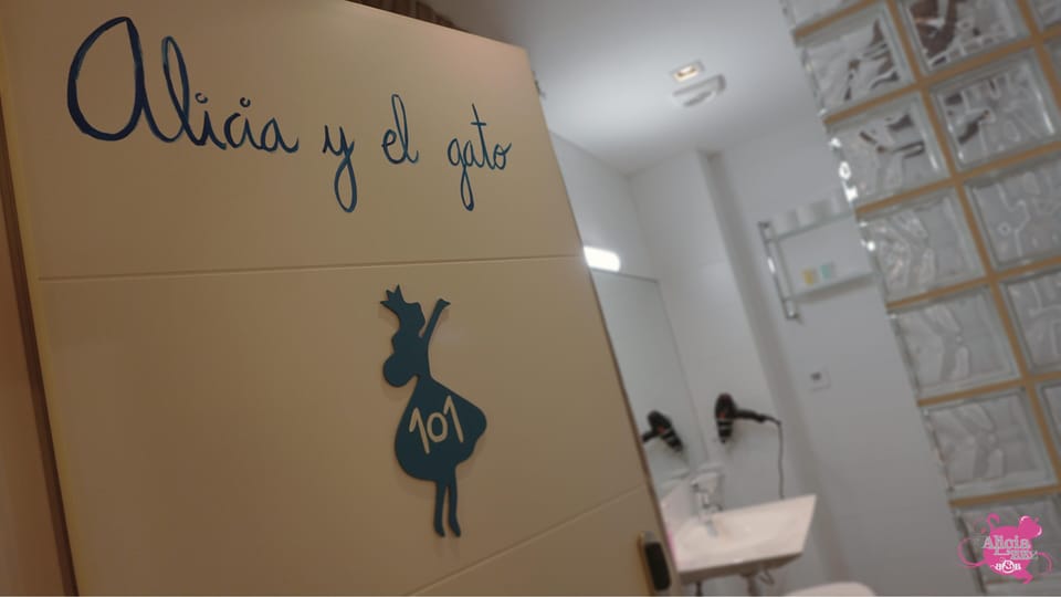 AliciaZzz Bilbao by Gaiarooms Bed and Breakfast in Bilbao