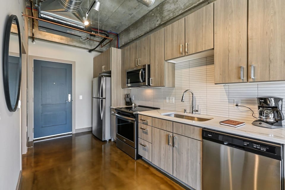 With a fully equipped kitchen, you can cook just like you do at home. Or if you just want to order out, there are dozens of great restaurants nearby!