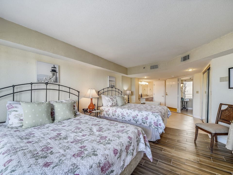 Guest Bedroom at 1510 Villamare