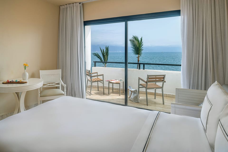 Premium Ocean Front | Beach/ocean view